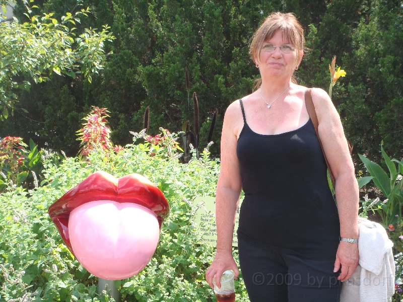 Western Michigan [2009] 410.JPG - Scenes from Frederik Meijer Gardens & Sculpture Park.